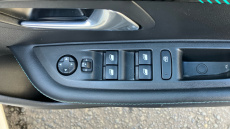 Peugeot 208 1.2 PureTech 100 Allure 5dr Petrol Hatchback